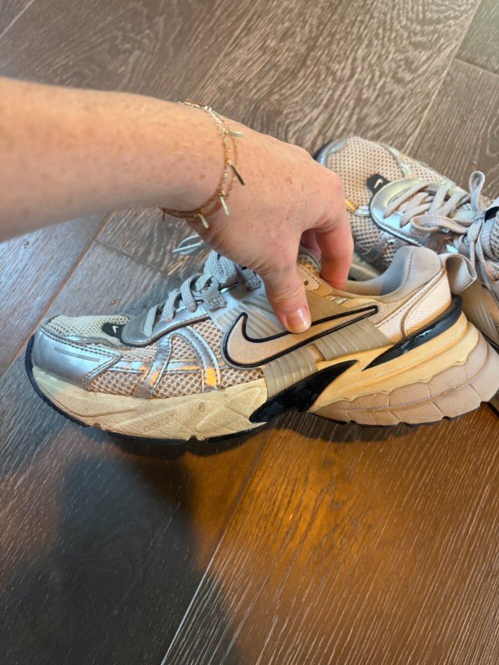 Nike V2K Run Women's Sneaker - Picture 9 of 10